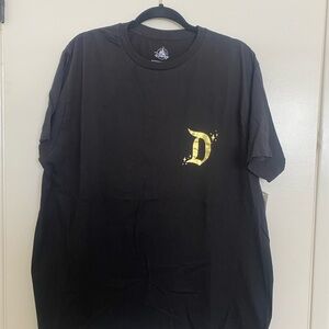 Disney Disneyland Black and Gold Short Sleeve Lightweight Tee
